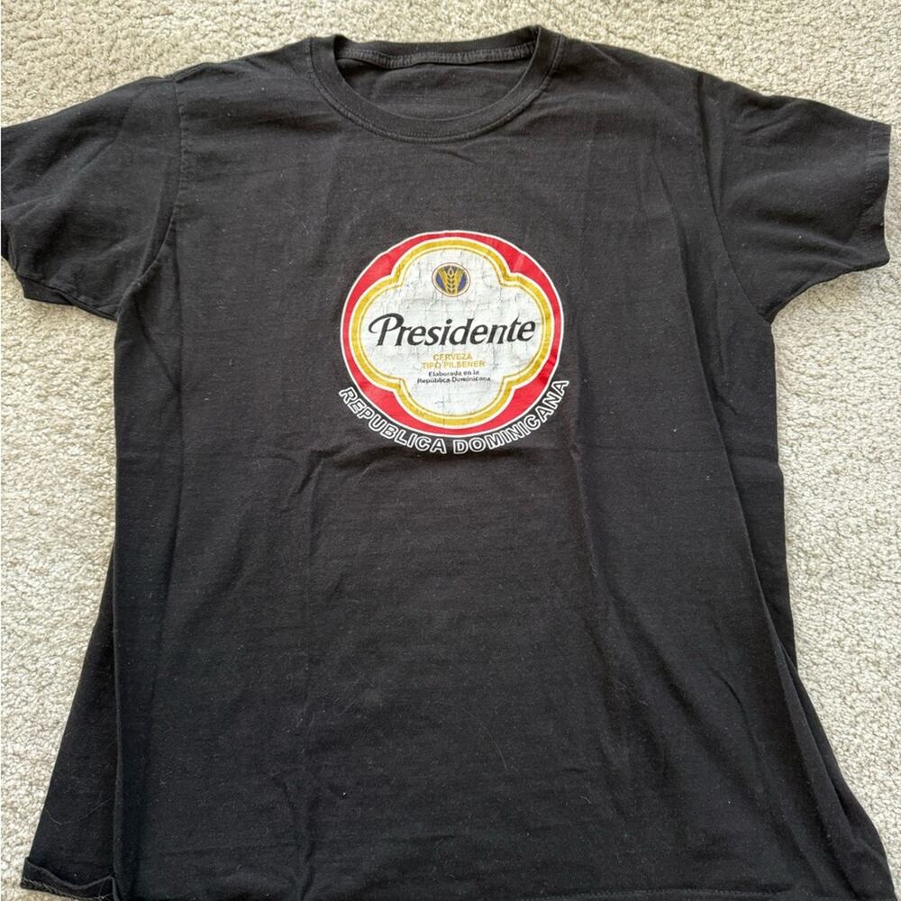 Vintage Black Graphic Tee - Presidente